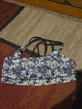 Lululemon Size 10 Bra Floral